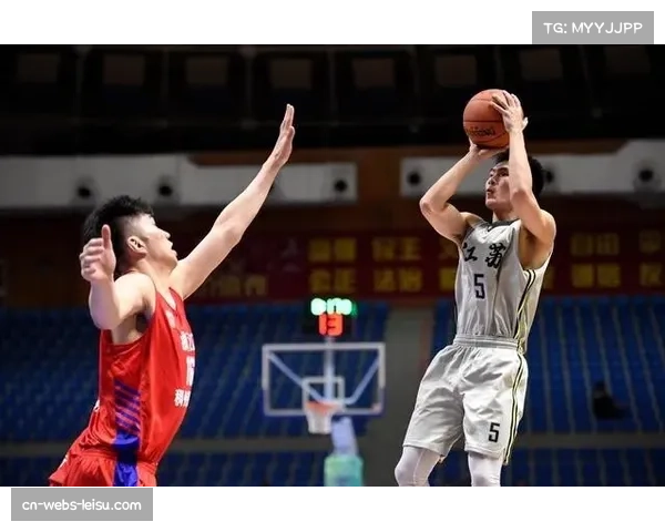 史鸿飞2.8秒压哨上篮，江苏加时1分险胜福建